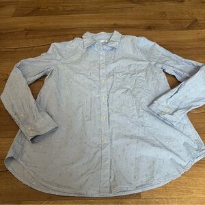 Women’s GAP Fitted Boyfriend Light Blue Button Down Shirt with Silver Accents